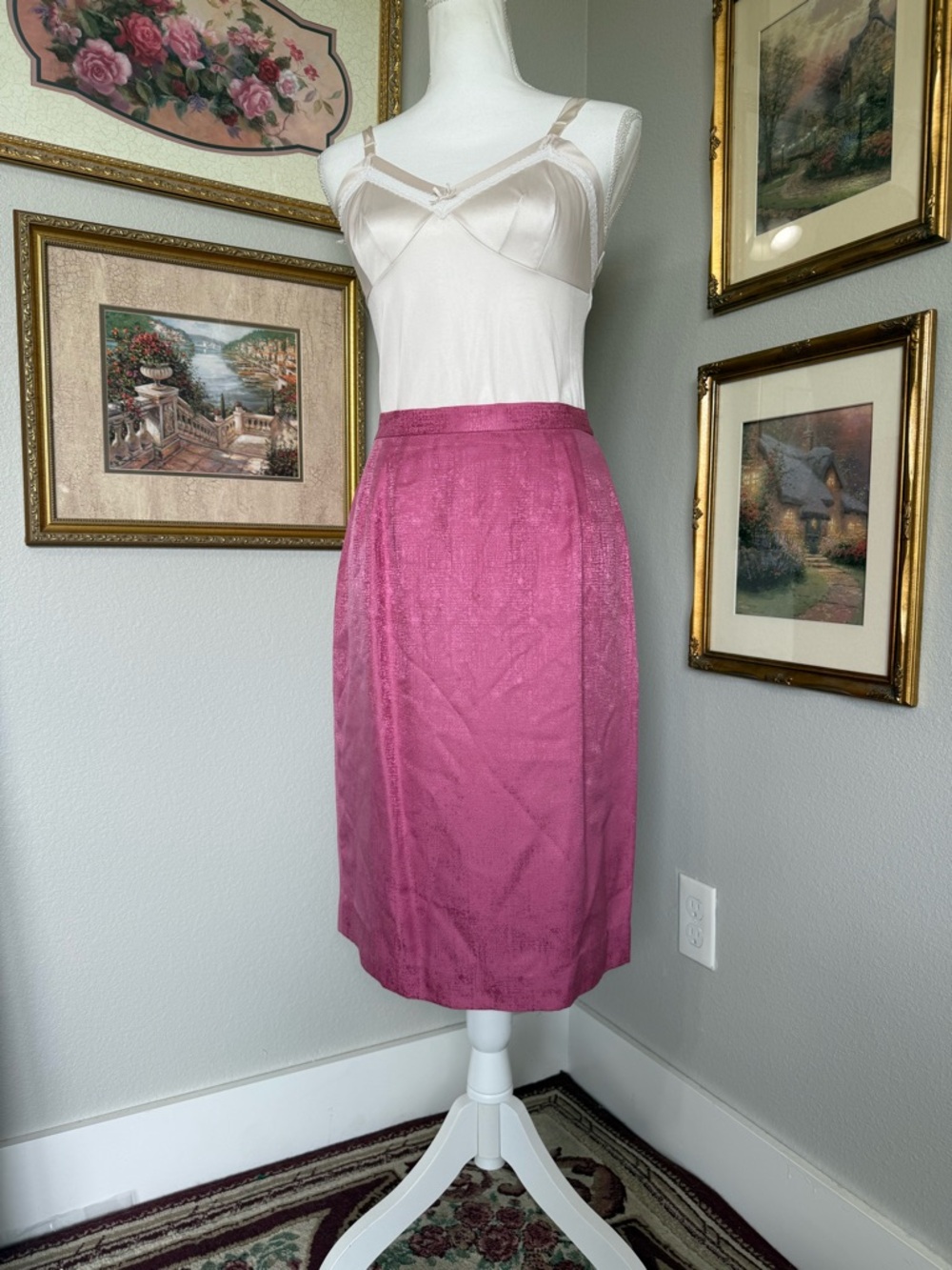 100% Silk Vintage Classic High-Waist Knee-Length Pink Skirt